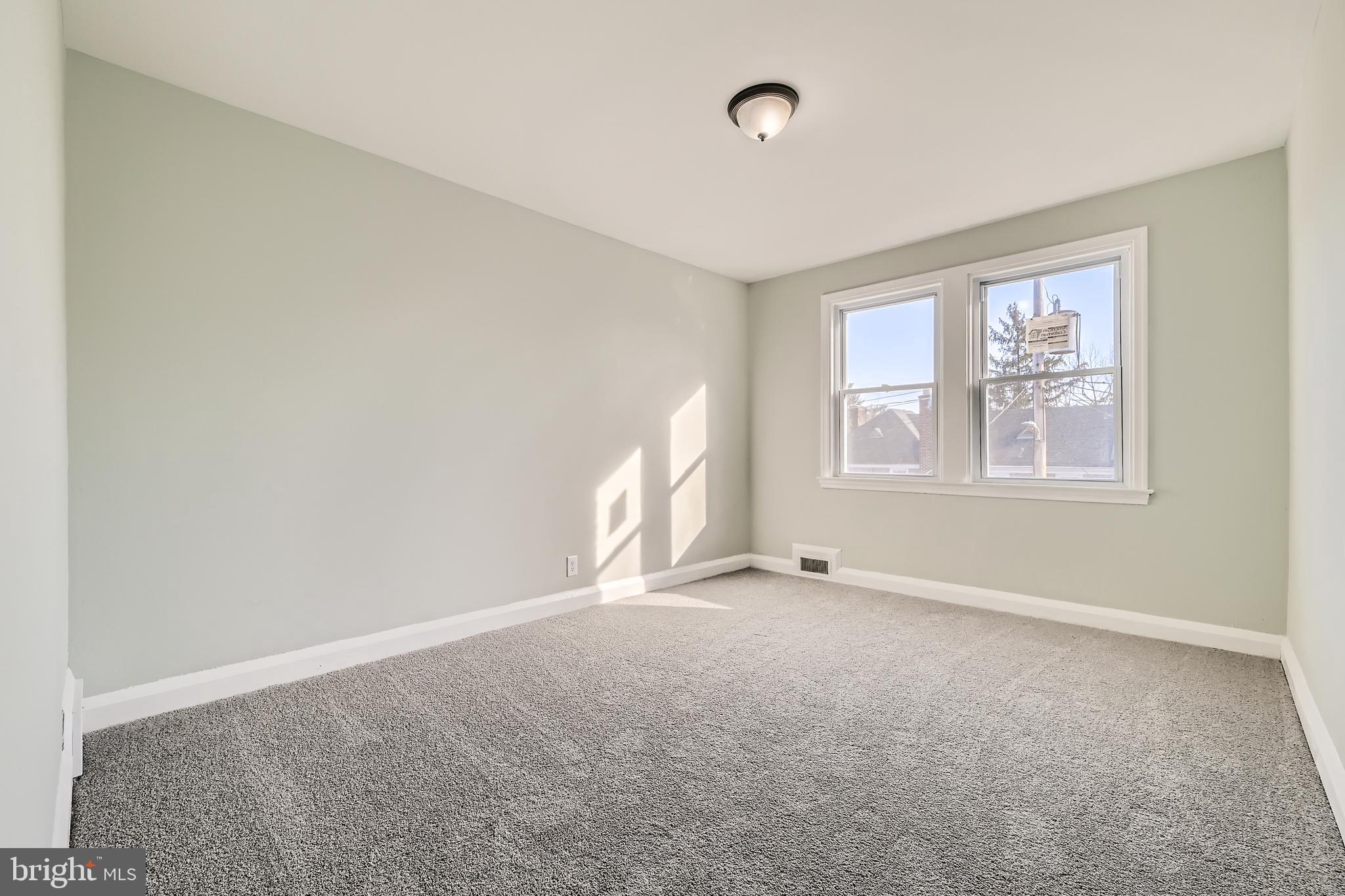 1513 Shadyside Road Baltimore, MD 21218 - Photo 19 of 37 Bright & Comfortable Bedroom