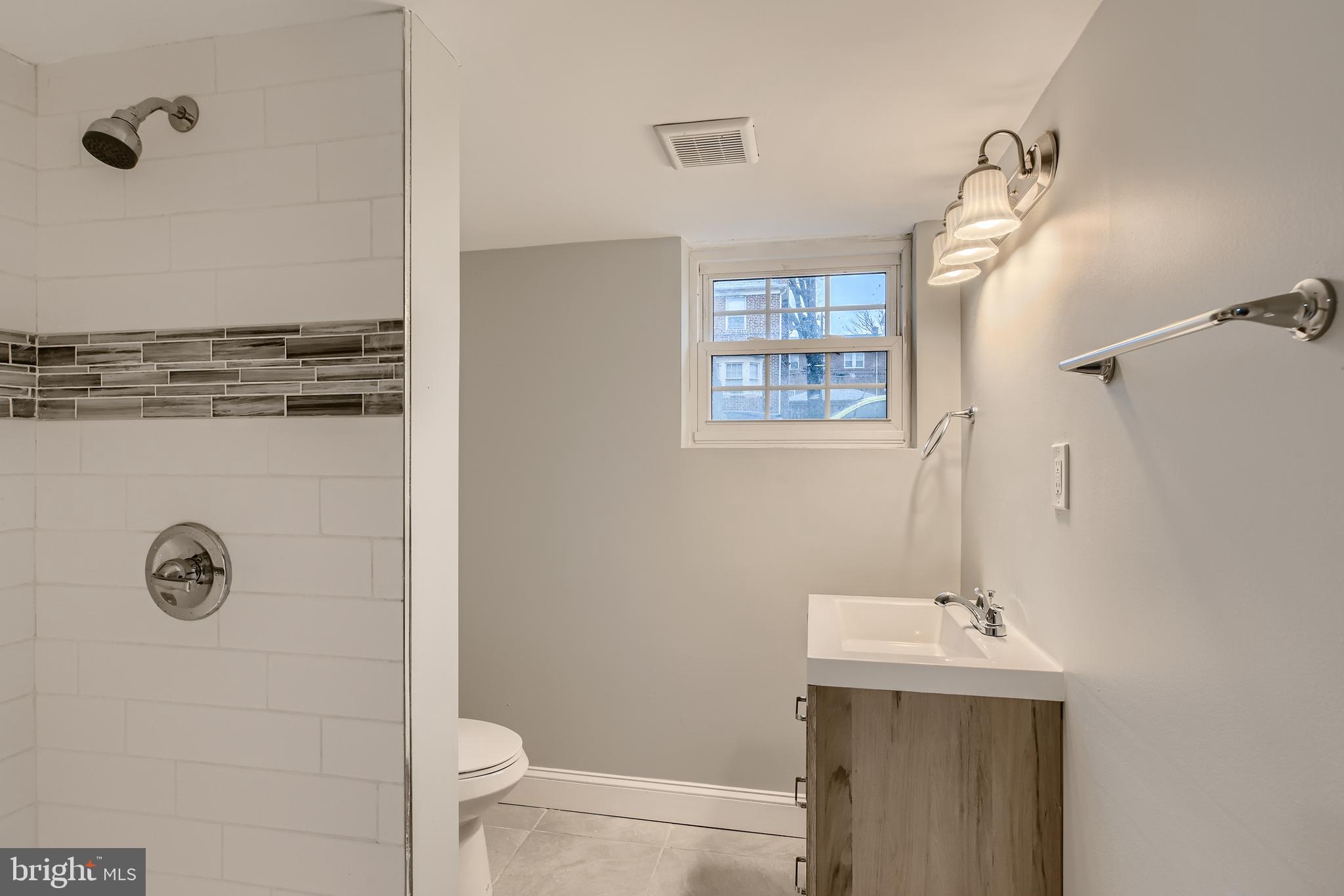 1513 Shadyside Road Baltimore, MD 21218 - Photo 28 of 37 Custom Tile Work