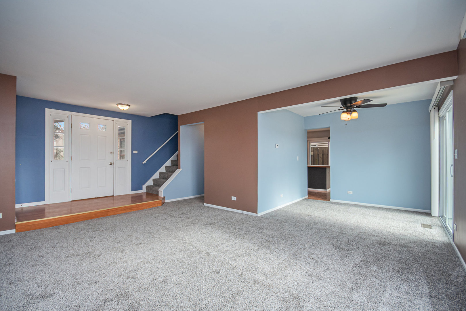 1669 Cumberland Road Aurora, IL 60504 - Photo 3 of 18 Gallery Image 3