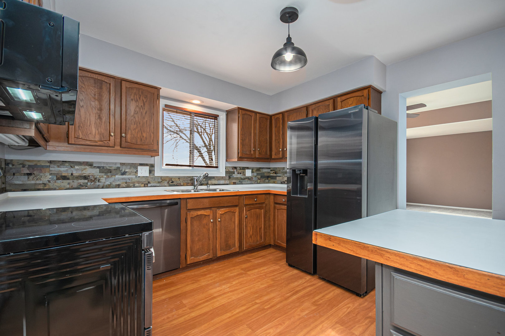 1669 Cumberland Road Aurora, IL 60504 - Photo 5 of 18 Gallery Image 5