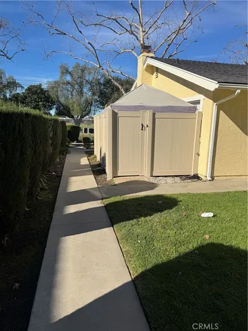 $2,950 | 18620 Palo Verde Avenue, Unit B, Cerritos, CA 90703