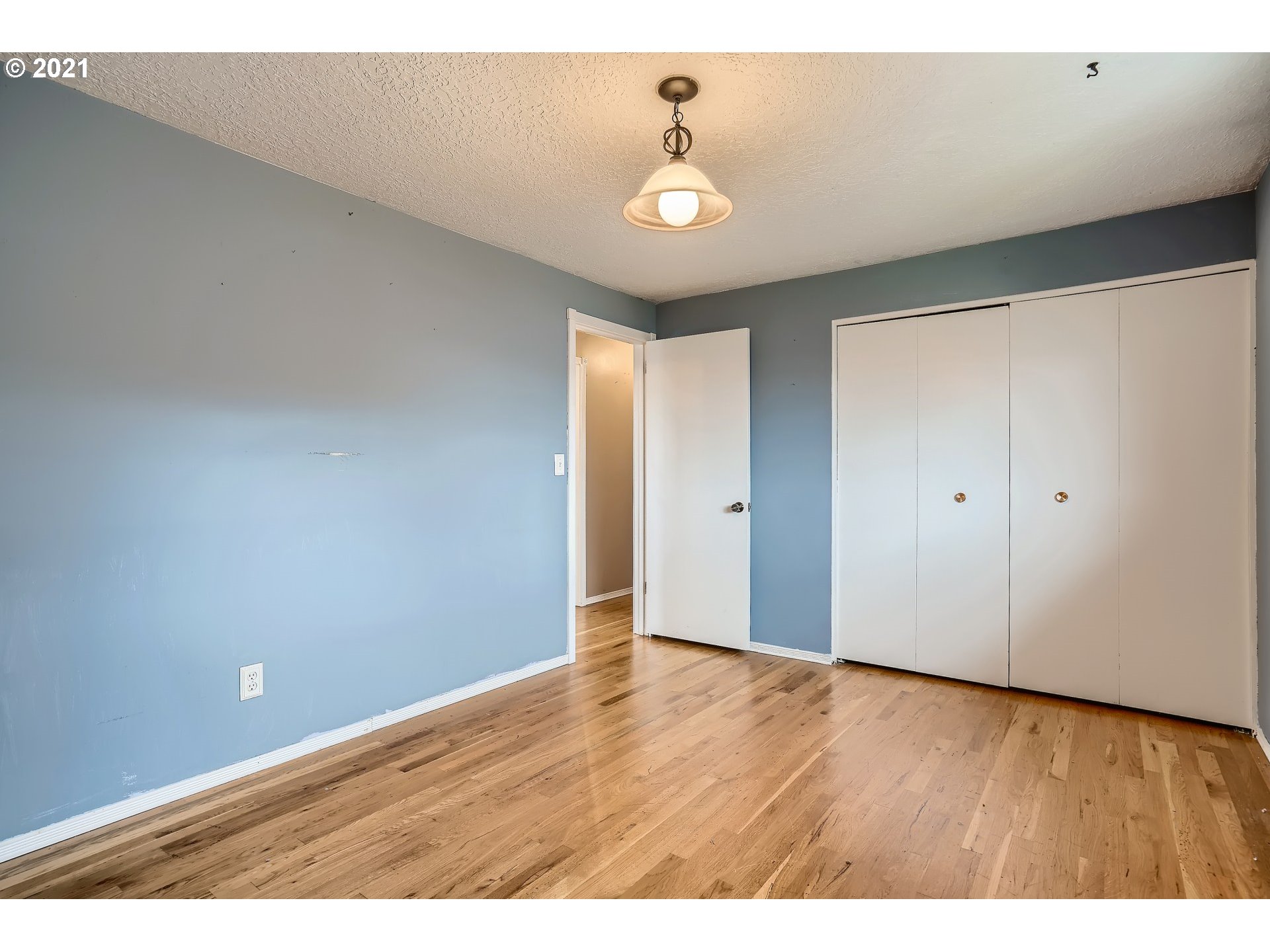 1585 Umpqua Road Woodburn, OR 97071 - Photo 14 of 28 Gallery Image 14