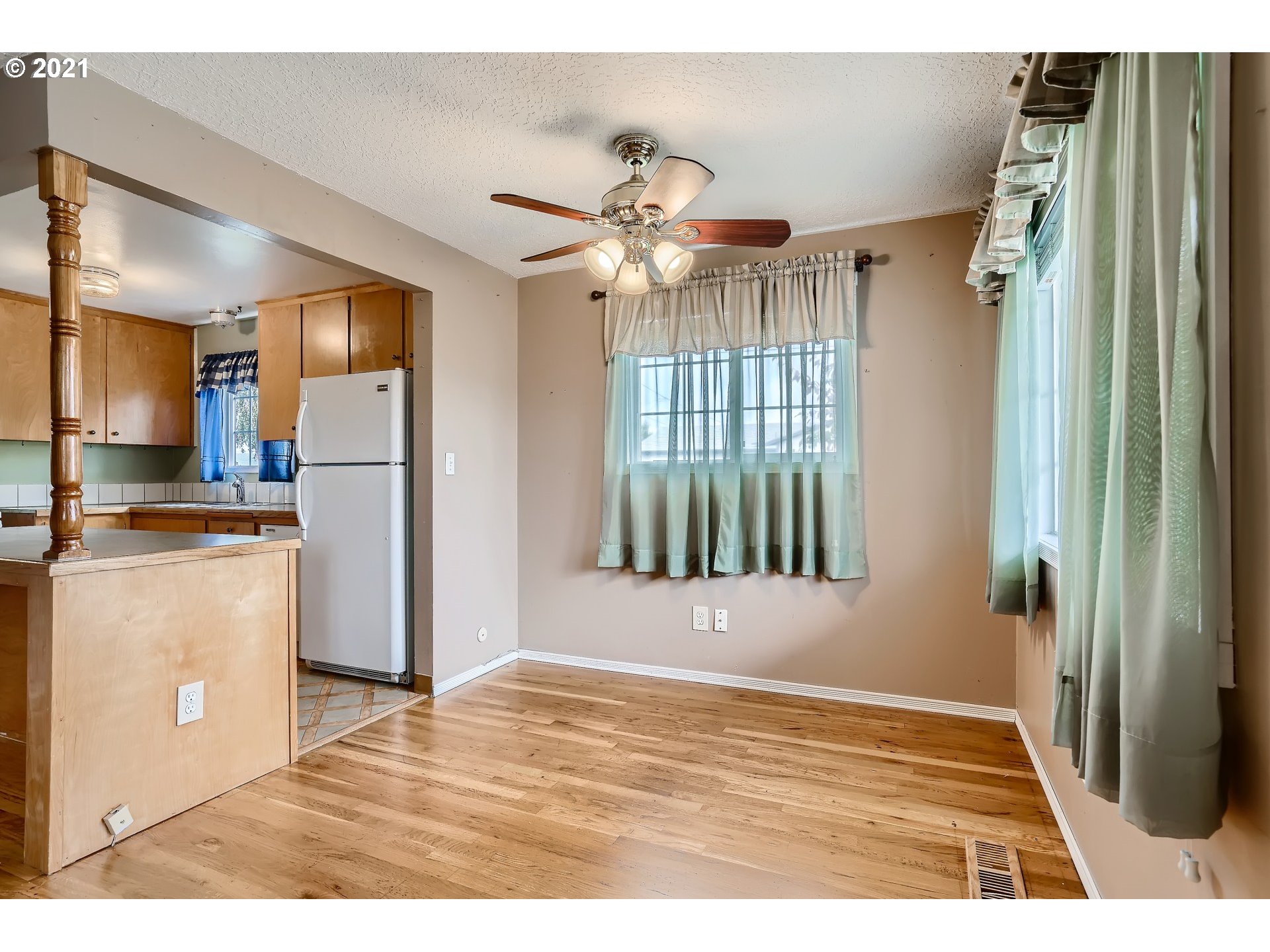 1585 Umpqua Road Woodburn, OR 97071 - Photo 7 of 28 Gallery Image 7