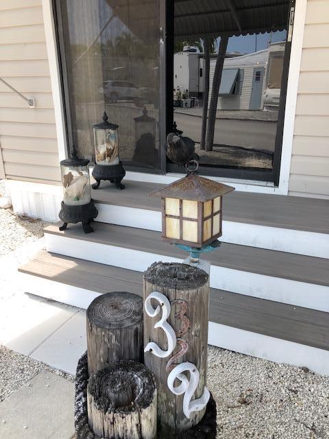 55 Boca Chica Road, Unit 32 Key West, FL 33040 - Photo 3 of 27 a view of entryway and hall