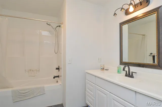 $50,000 | 802 Highway 3, Rockwood, IL 62280