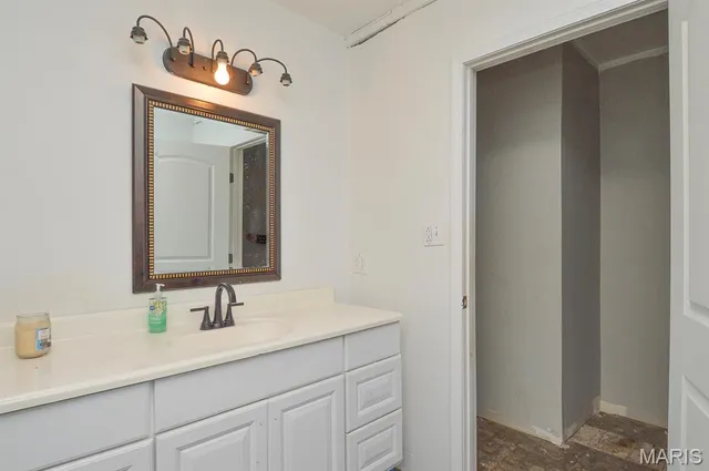 $50,000 | 802 Highway 3, Rockwood, IL 62280