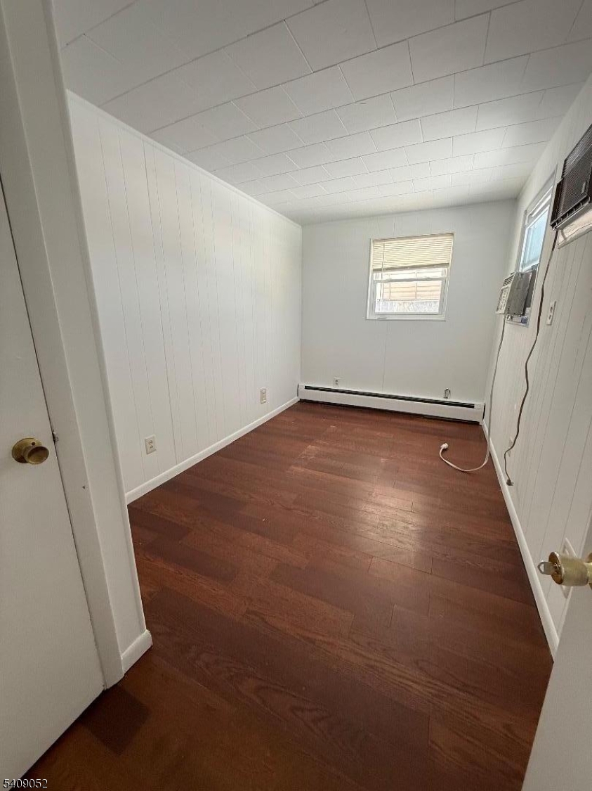 98 Broughton Avenue Bloomfield, NJ 07003 - Photo 6 of 6