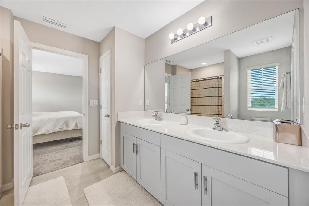 7571 Freesia Trace Wesley Chapel, FL 33545 - Photo 25 of 50