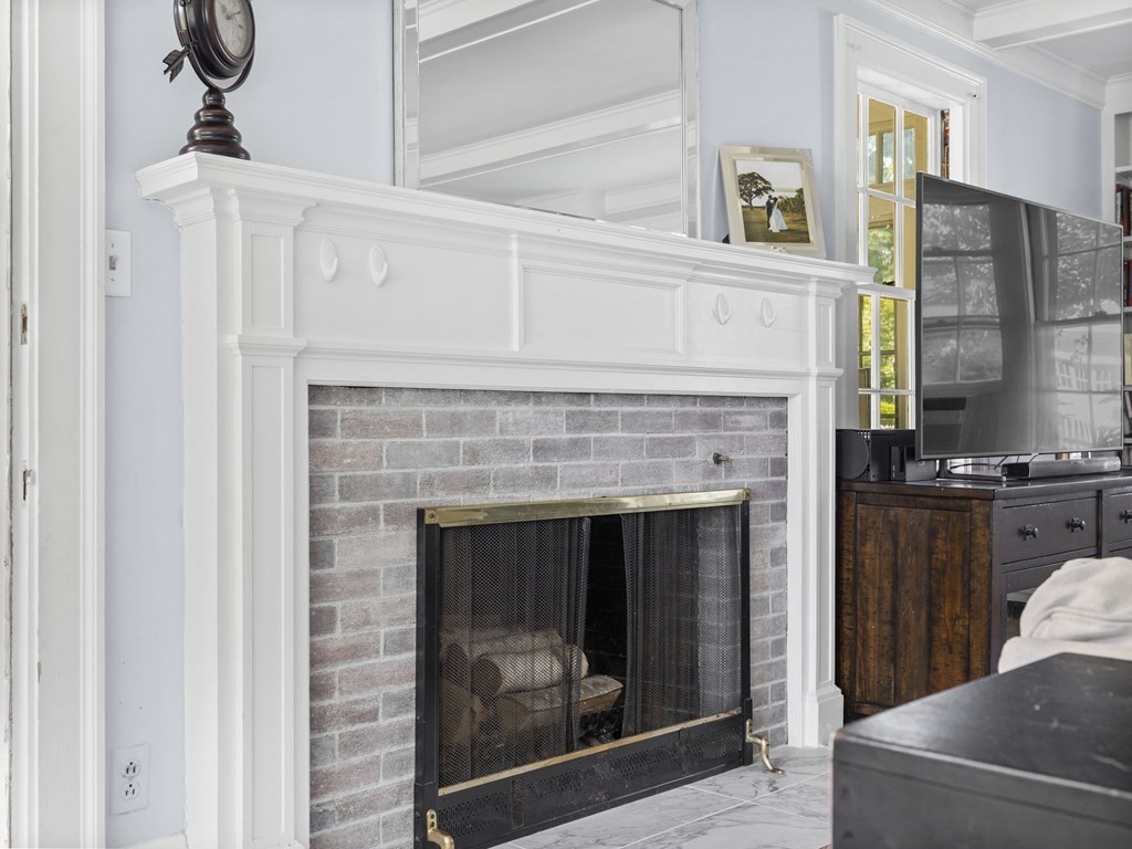26 Llewellyn Road Newton, MA 02465 - Photo 14 of 40