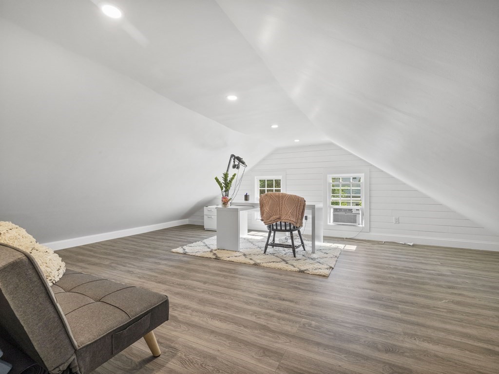 26 Llewellyn Road Newton, MA 02465 - Photo 30 of 40