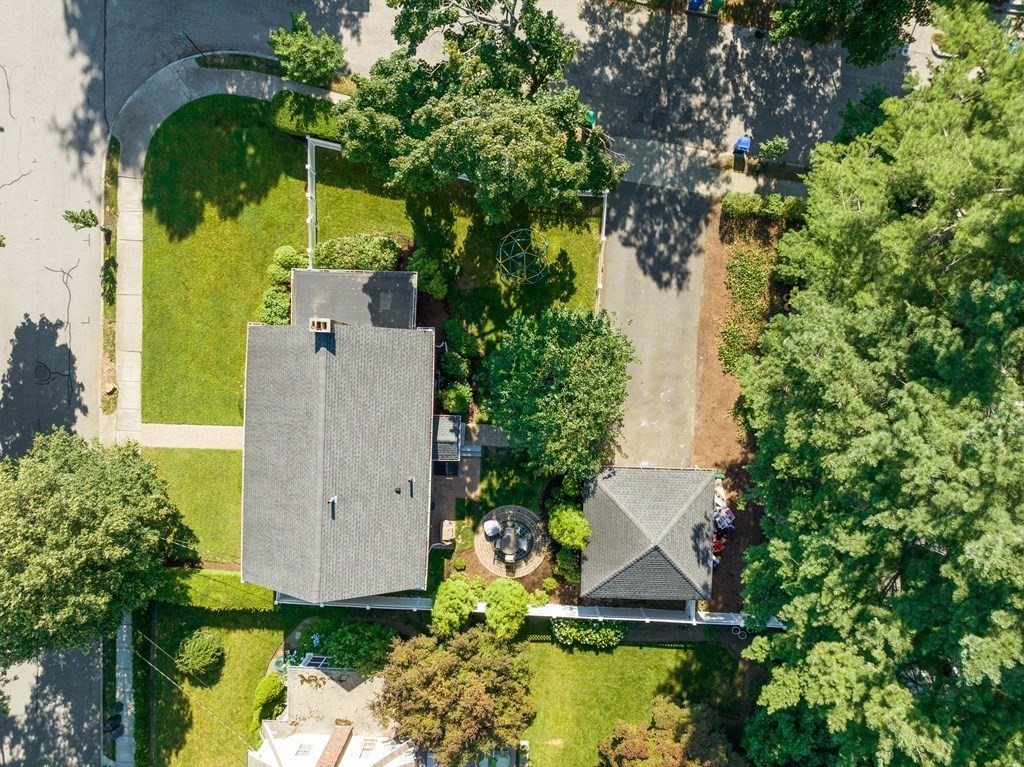 26 Llewellyn Road Newton, MA 02465 - Photo 34 of 40