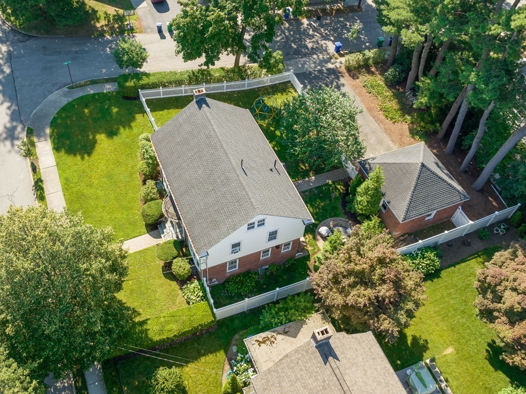 26 Llewellyn Road Newton, MA 02465 - Photo 36 of 40