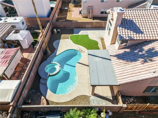 $2,900 | 1970 Golden Shadow Court, Henderson, NV 89002