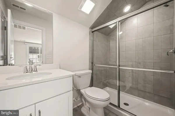 $3,200 | 127 Gaslight Alley, Bensalem, PA 19020