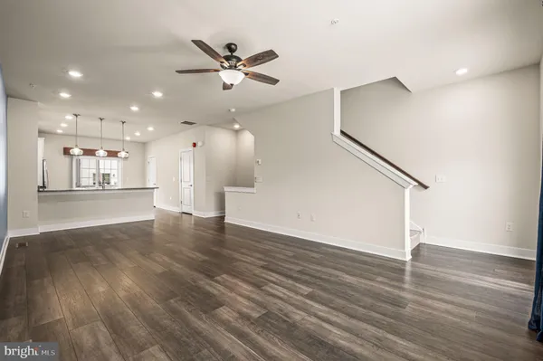 $3,200 | 127 Gaslight Alley, Bensalem, PA 19020
