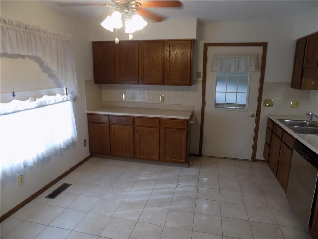 1150 Lindsey Road, Unit 1150 Springfield, OH 45503 - Photo 4 of 14