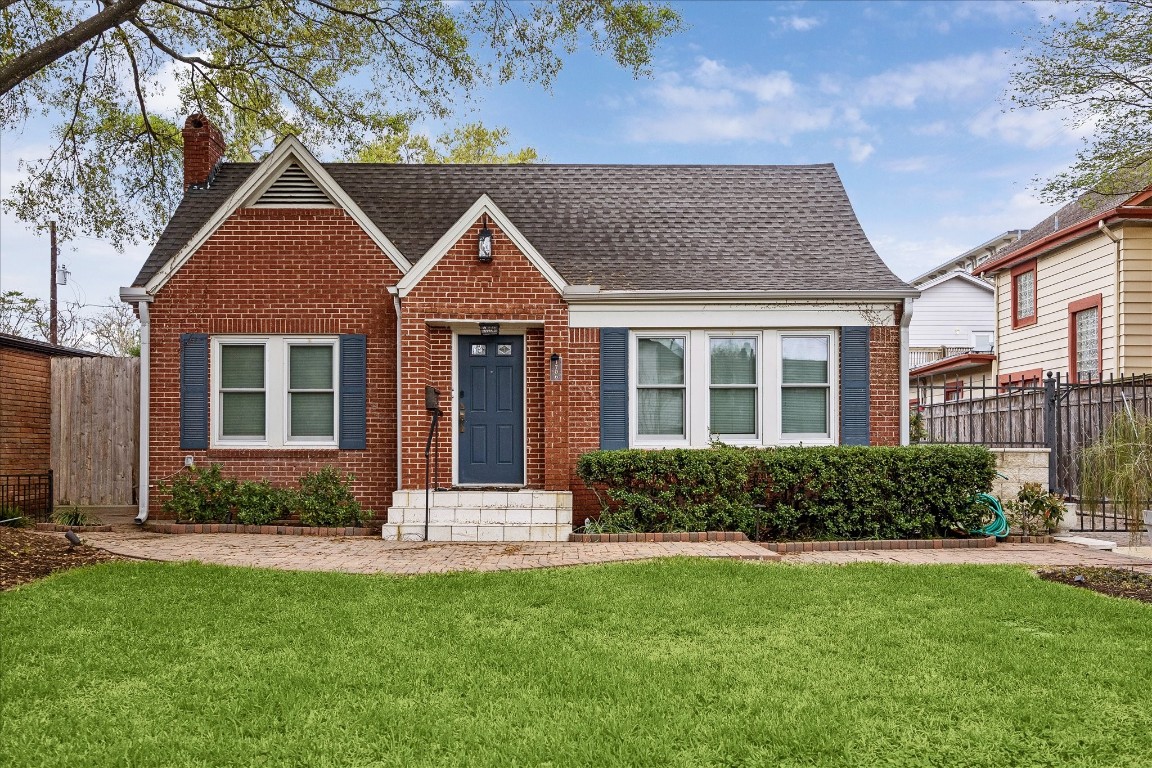 1706 West Main Street Houston, TX 77098 - Photo 1 of 25