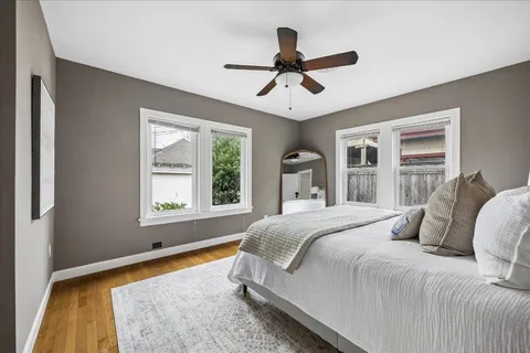 $860,000 | 1706 West Main Street, Houston, TX 77098