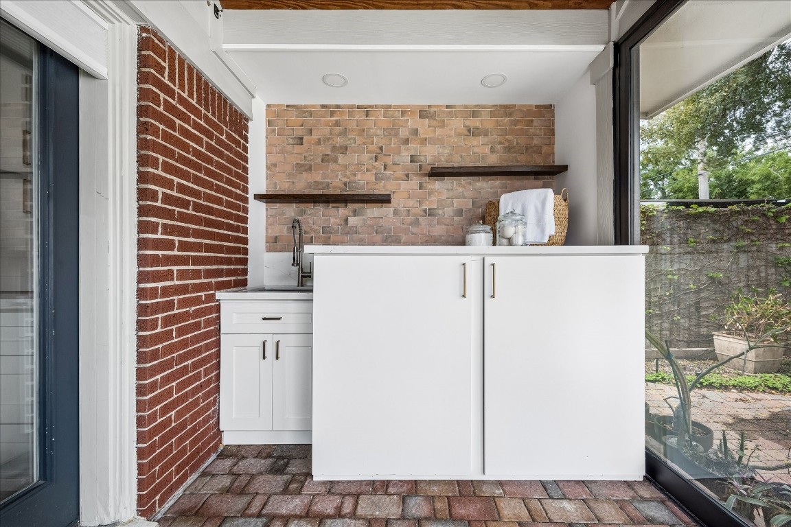 1706 West Main Street Houston, TX 77098 - Photo 20 of 25