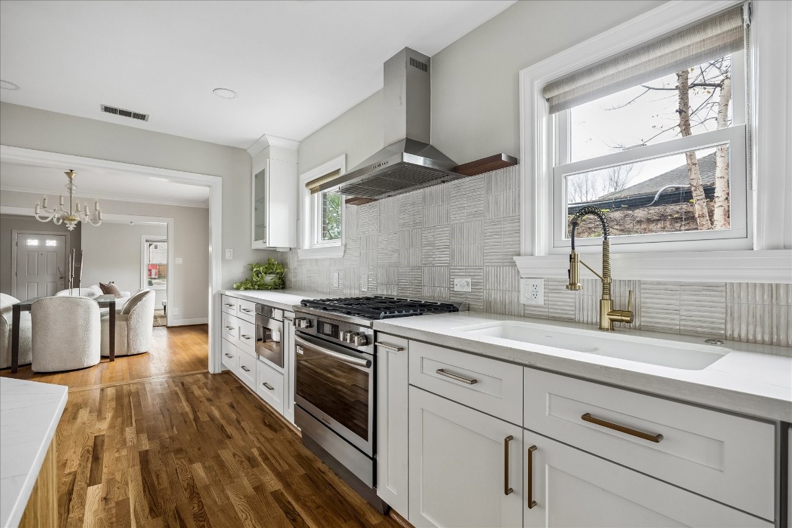 1706 West Main Street Houston, TX 77098 - Photo 9 of 25