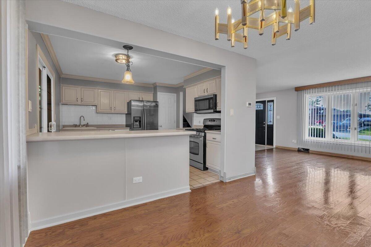 700 Cherry Hill Road Dyer, IN 46311 - Photo 6 of 23 1200x800