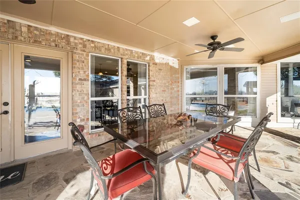a view of a livingroom and dining room