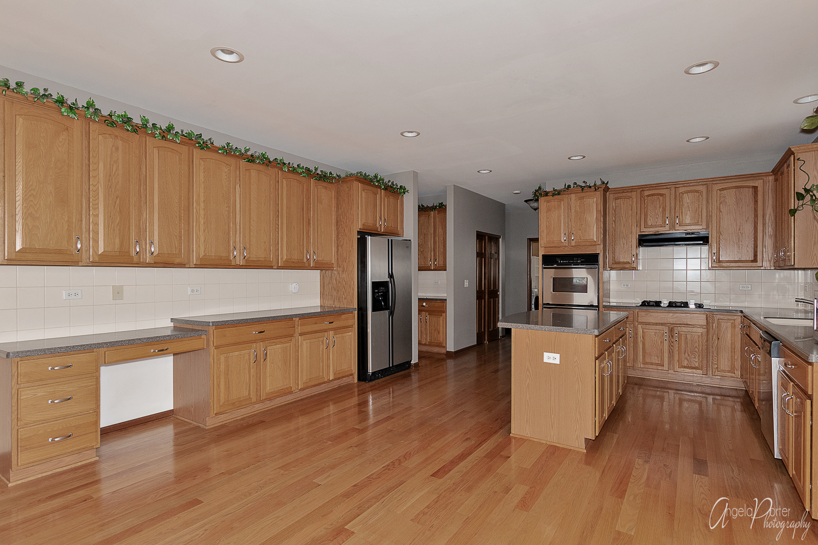 2350 Fishhook Way Wauconda, IL 60084 - Photo 11 of 28