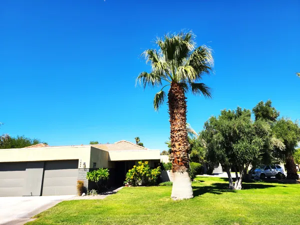 $275,000 | 1444 Sunflower Circle North, Palm Springs, CA 92262