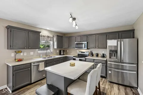 $379,900 | 12552 Geist Cove Drive, Indianapolis, IN 46236