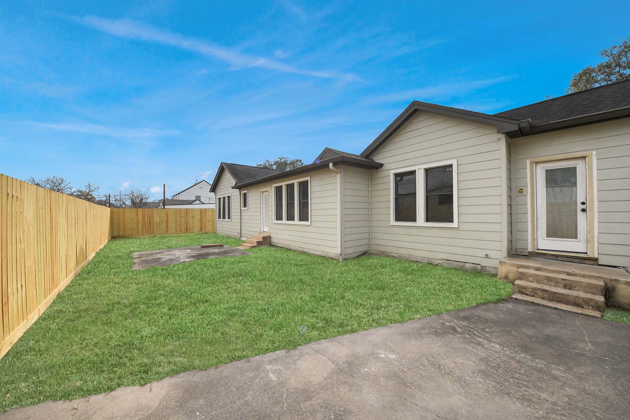 1507 Brooks Avenue Rosenberg, TX 77471 - Photo 31 of 35 a view of an house with backyard space and garden