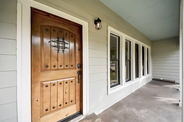 $2,200 | 1507 Brooks Avenue, Rosenberg, TX 77471