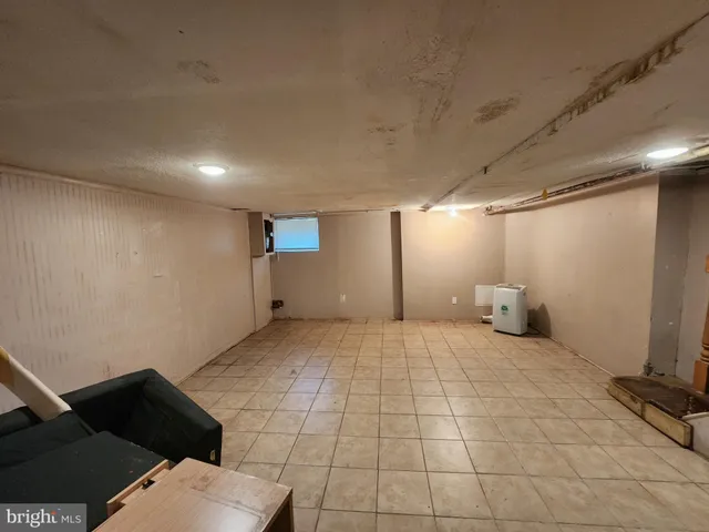 a view of empty room