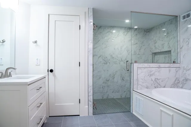 $4,995,000 | 1230 Oak View Court, Oak Point, TX 75068