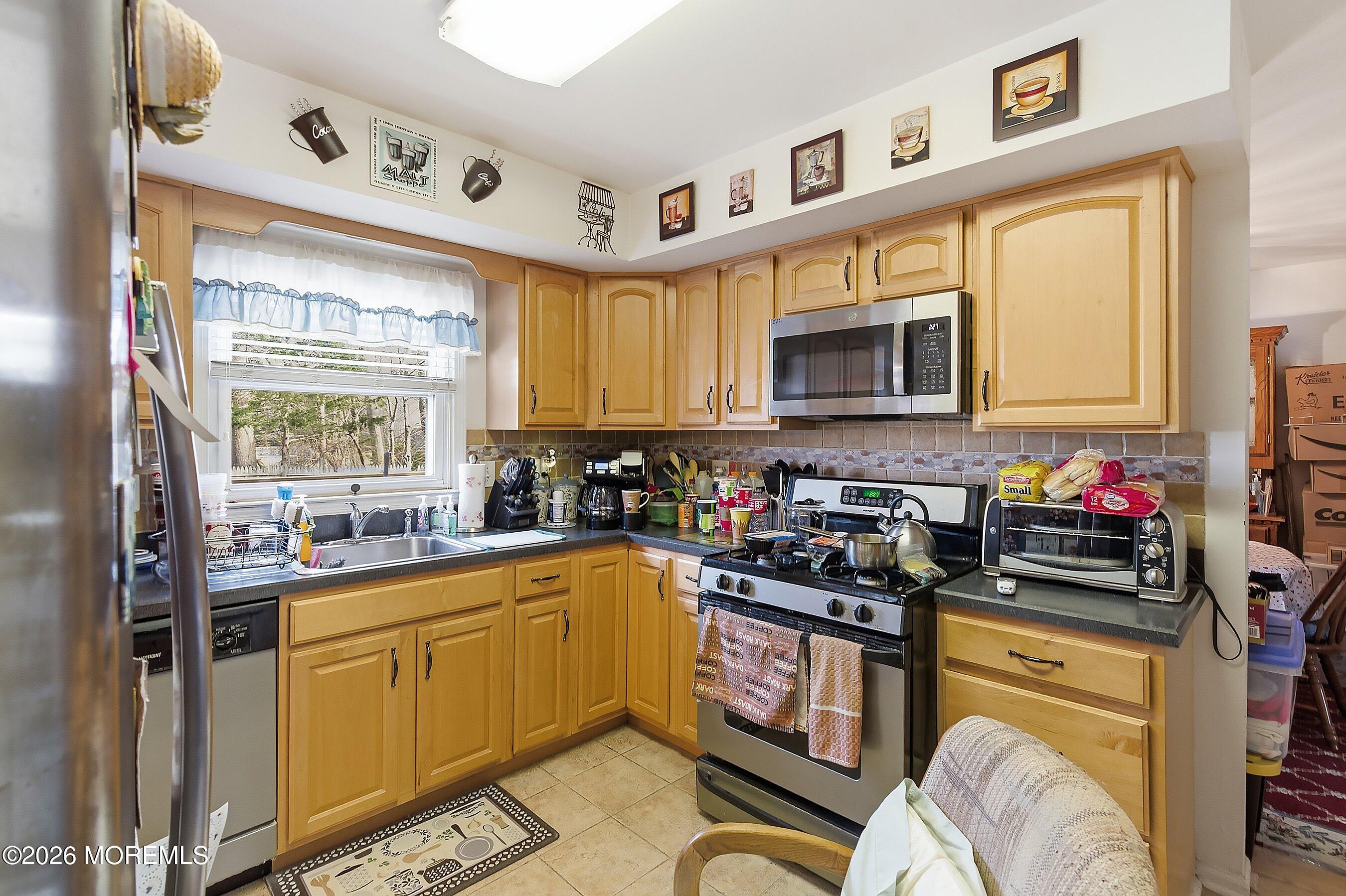 164 Weldon Road Manchester Township, NJ 08759 - Photo 10 of 23 15-Kitchen 1C