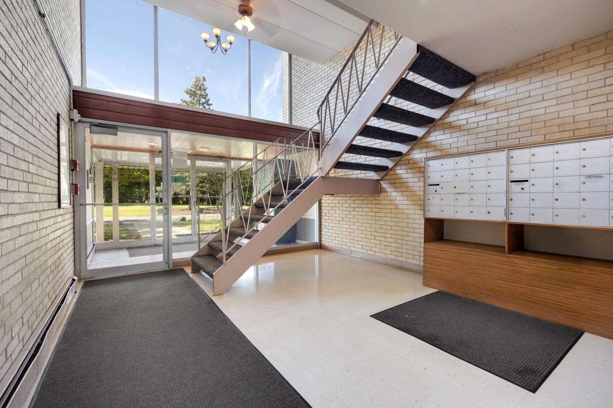 2214 South Goebbert Road, Unit 178 Arlington Heights, IL 60005 - Photo 20 of 25