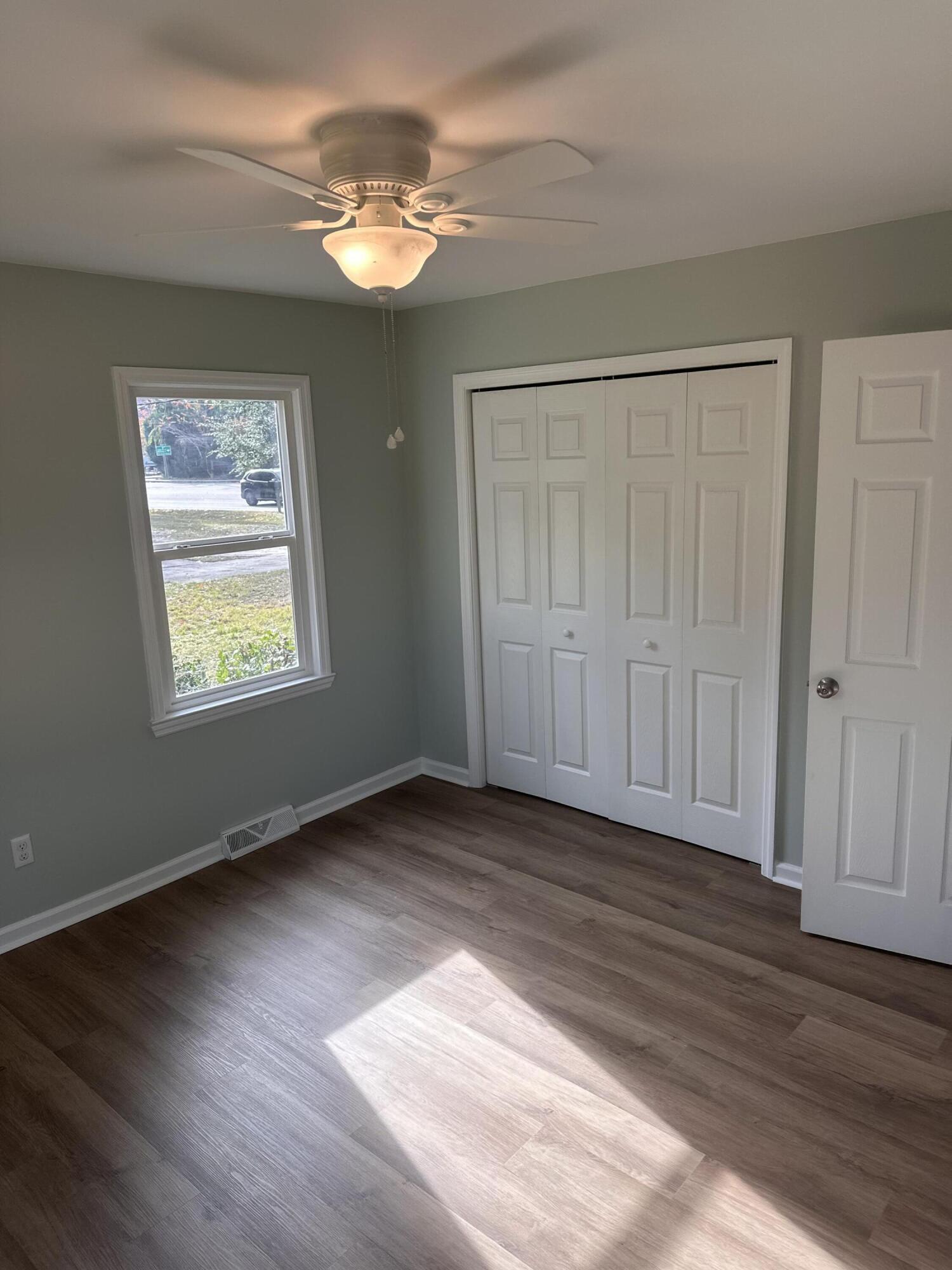 1038 Harbor View Road, Unit A Charleston, SC 29412 - Photo 15 of 19 IMG_6409