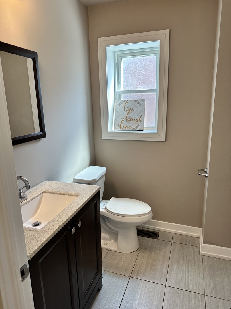 9520 South Ridgeway Avenue Evergreen Park, IL 60805 - Photo 10 of 19