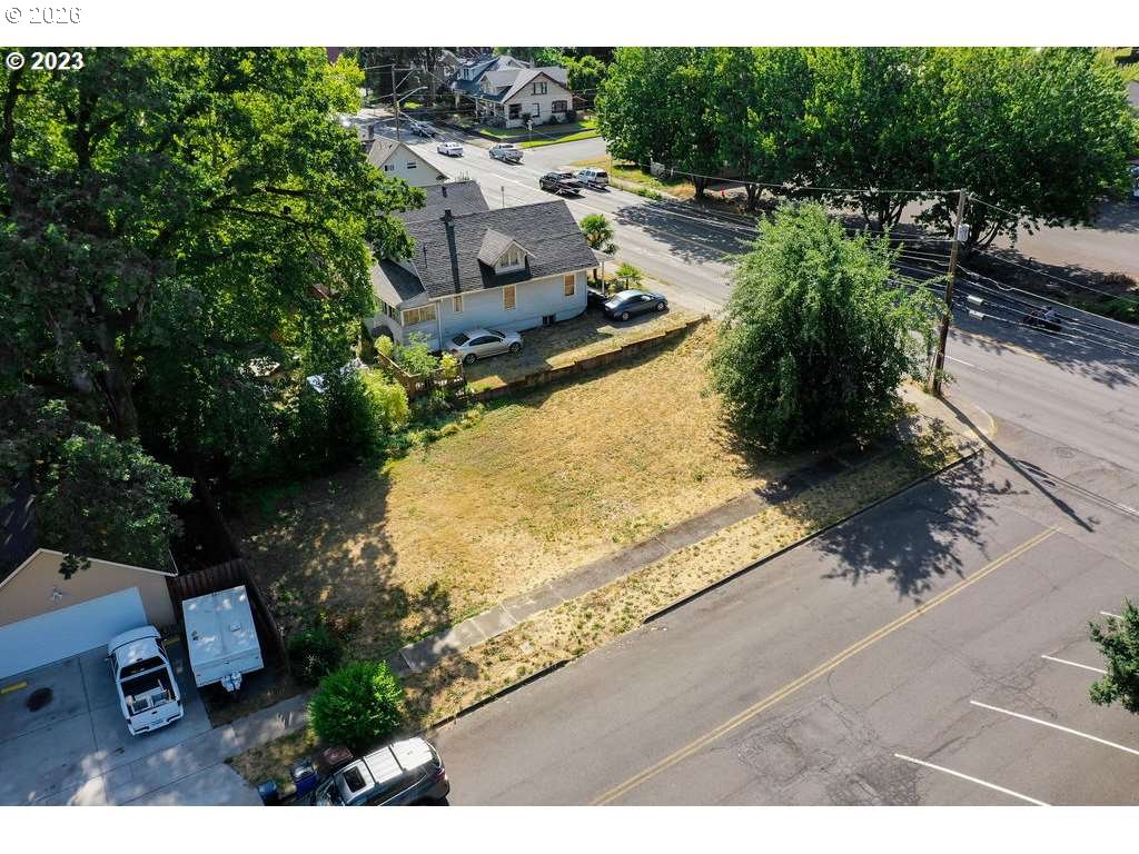 223 Northeast Joy Street Camas, WA 98607 - Photo 4 of 7 a view of outdoor space and yard