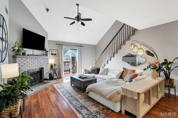 $185,000 | 338 Shirley Ridge Drive, Unit 338A, St. Charles, MO 63304