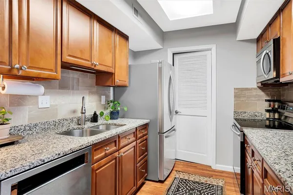 $185,000 | 338 Shirley Ridge Drive, Unit 338A, St. Charles, MO 63304