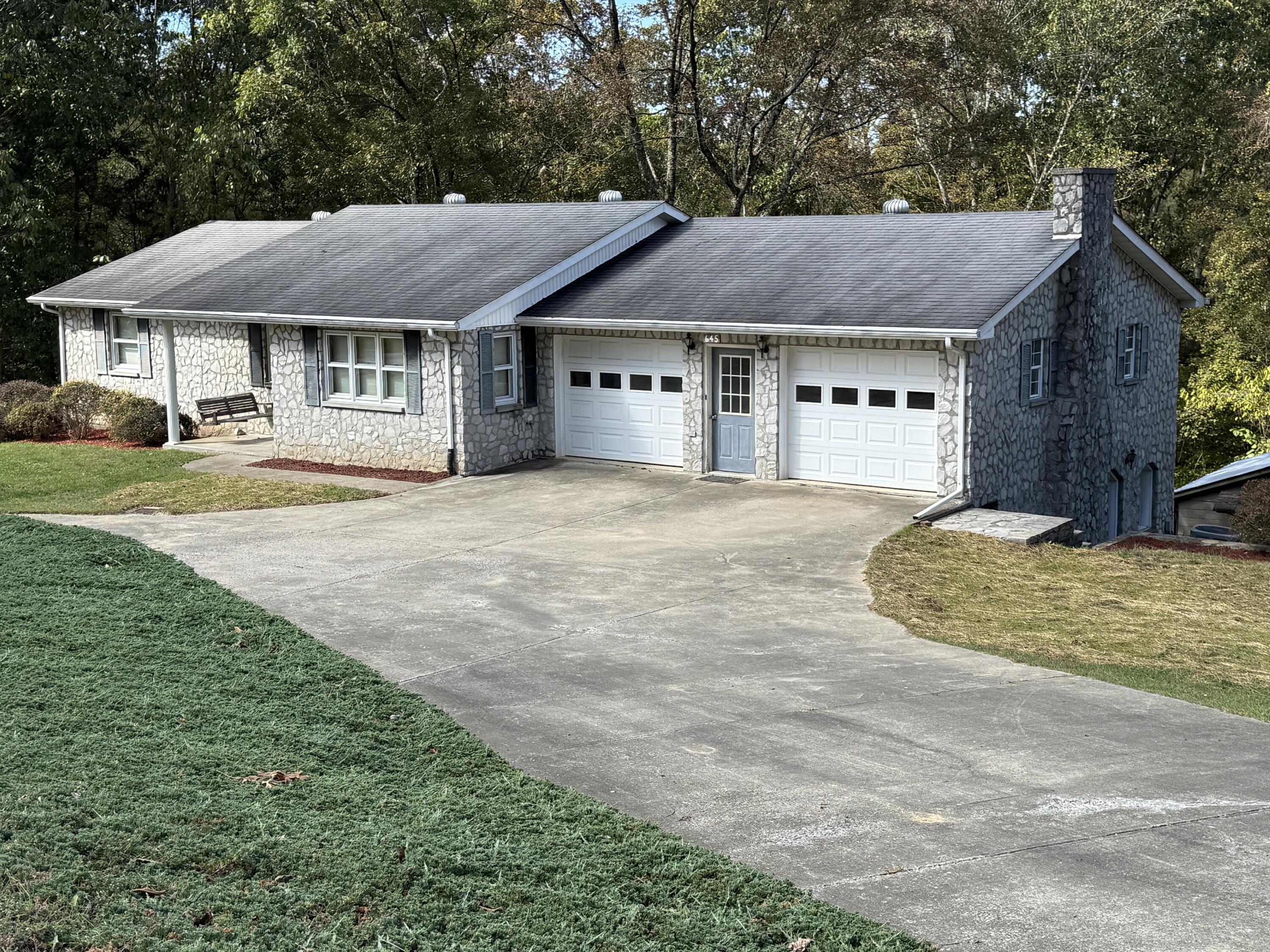 645 Sand Springs Road Mount Vernon, KY 40456 - Photo 3 of 29 IMG_1231