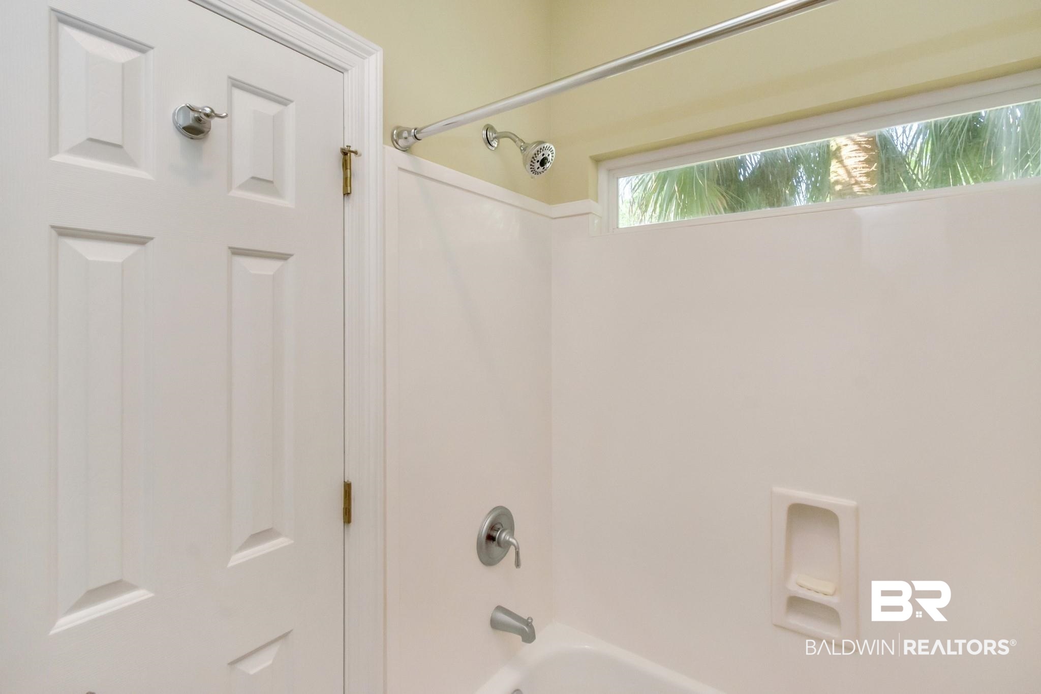 2516 Magnolia Grande Court Mobile, AL 36618 - Photo 16 of 40