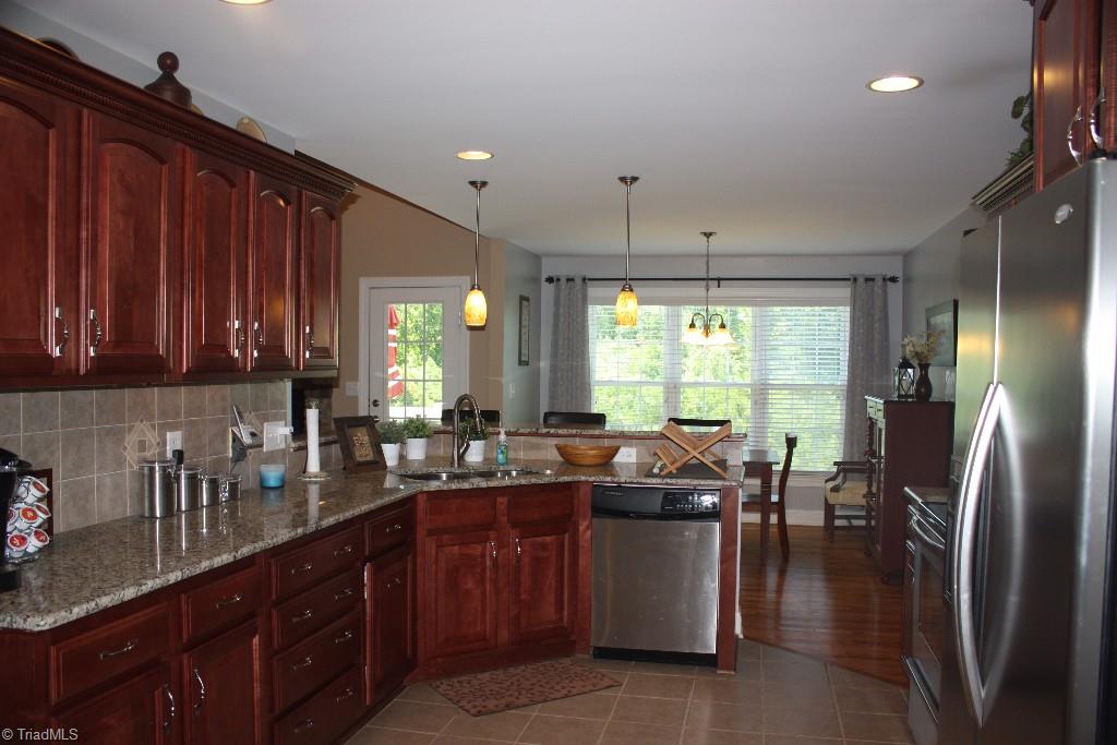 159 Riverchase Road Pinnacle, NC 27043 - Photo 6 of 29