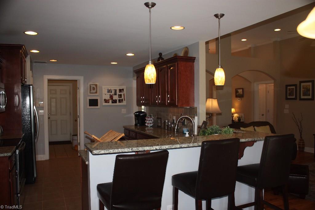 159 Riverchase Road Pinnacle, NC 27043 - Photo 8 of 29