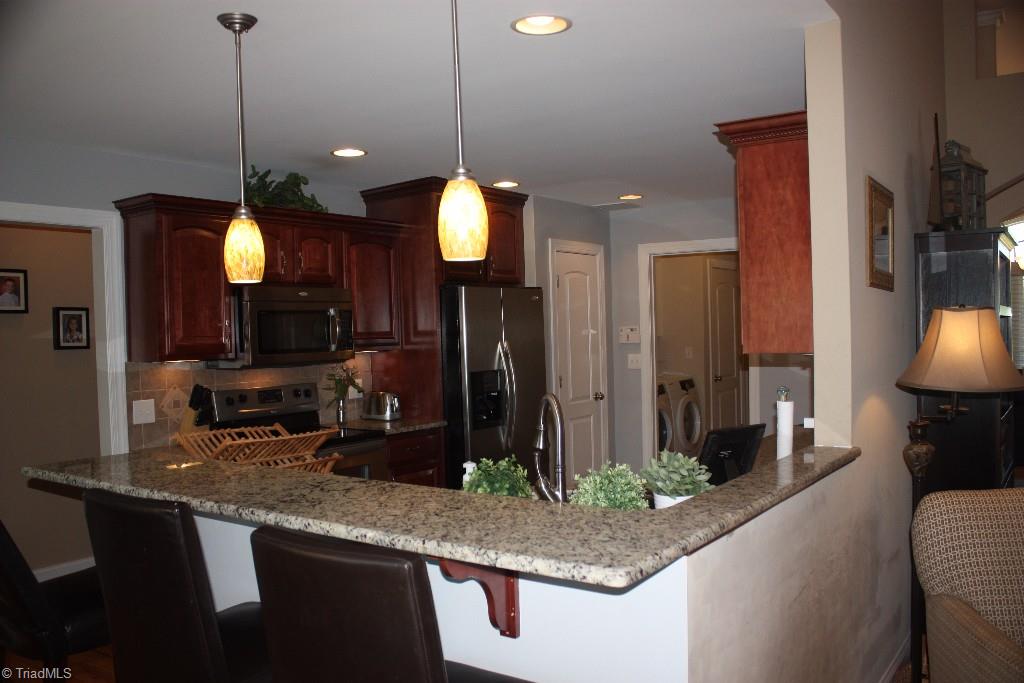 159 Riverchase Road Pinnacle, NC 27043 - Photo 9 of 29