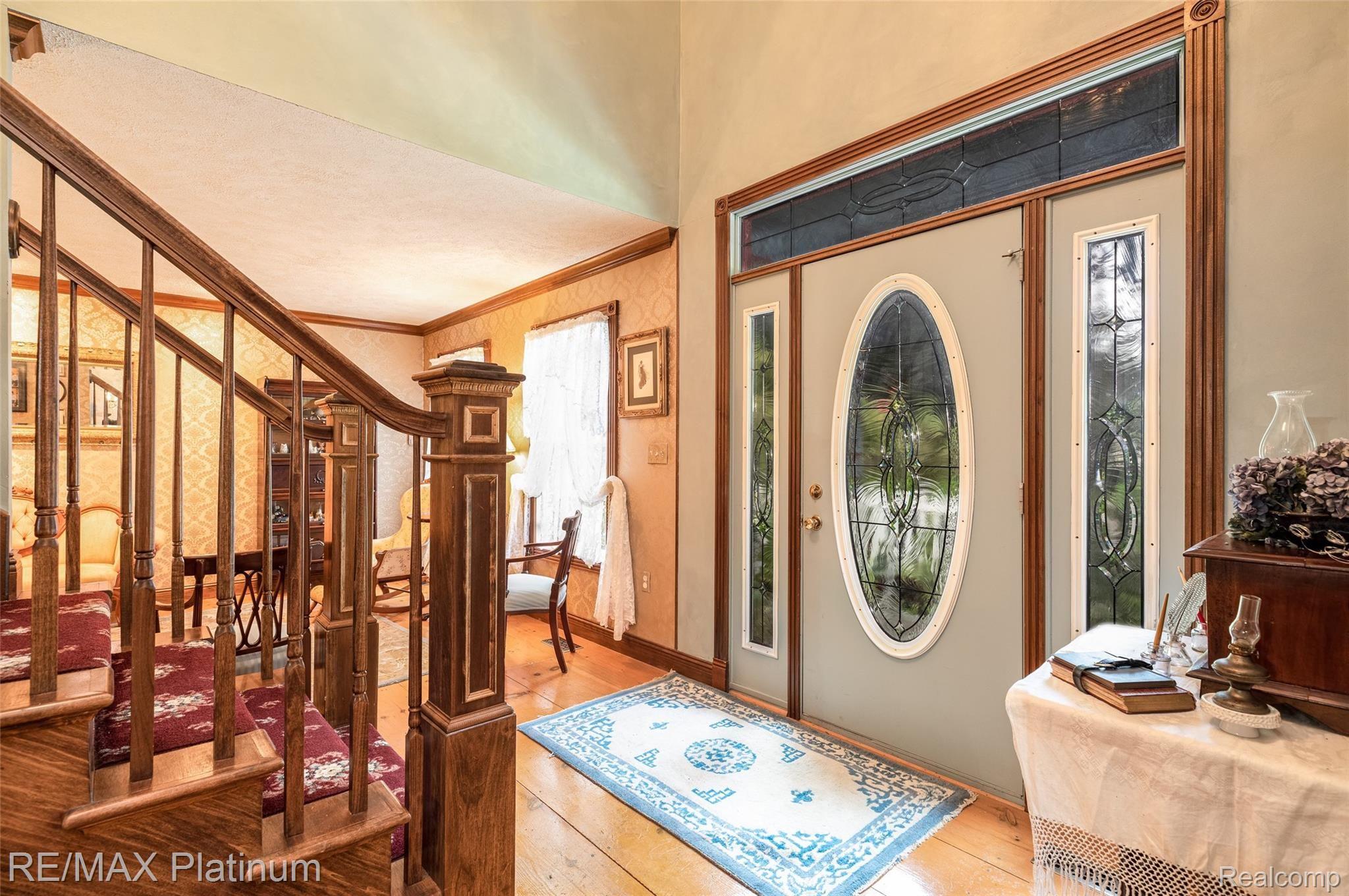 5275 Bullard Road Fenton, MI 48430 - Photo 5 of 69 17.Foyer