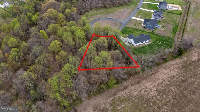 a view of a outdoor space