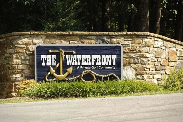 a view of a garden with pathway