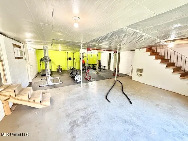 $235,000 | 621 Magnolia Avenue Northwest, Magee, MS 39111