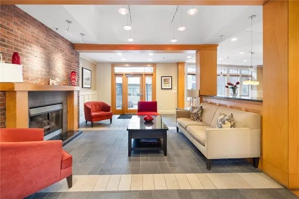 $2,400 | 1000 Providence Place, Unit 322, Providence, RI 02903